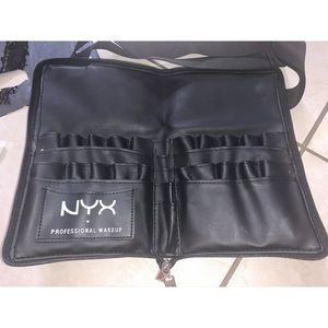 Belt for Brushes NYX